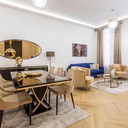 Luxurious Bajcsy Next To The Basilica *