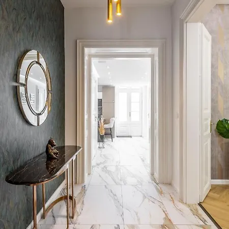 Appartement Luxurious Bajcsy Next To The Basilica *