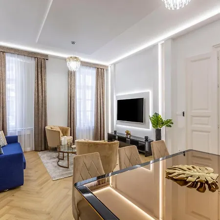 Luxurious Bajcsy Next To The Basilica Boedapest